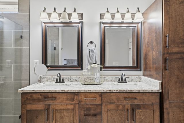 100 Cindy Cir, Tullahoma, TN 37388