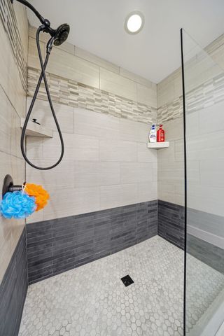 100 Cindy Cir, Tullahoma, TN 37388