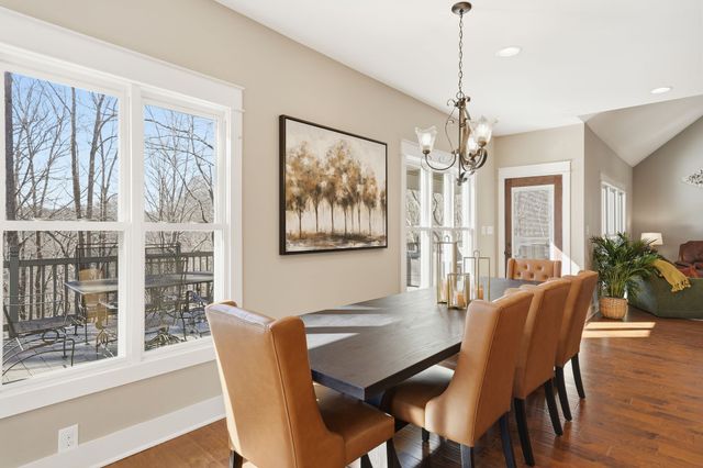 100 Cindy Cir, Tullahoma, TN 37388