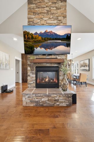 100 Cindy Cir, Tullahoma, TN 37388