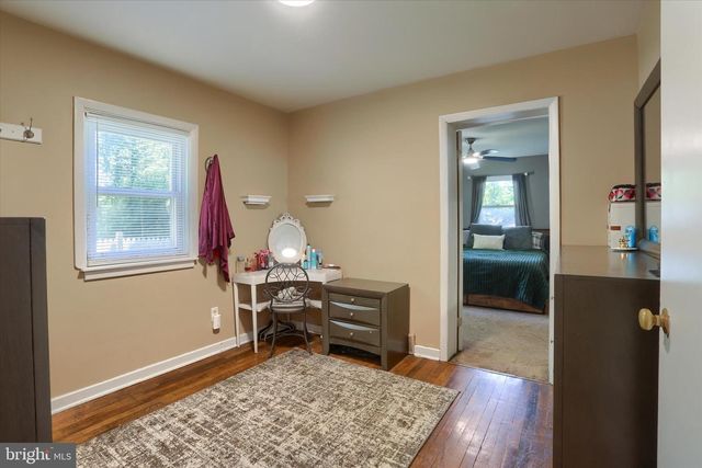 104 CLARKTON CT, Lemoyne, PA 17043