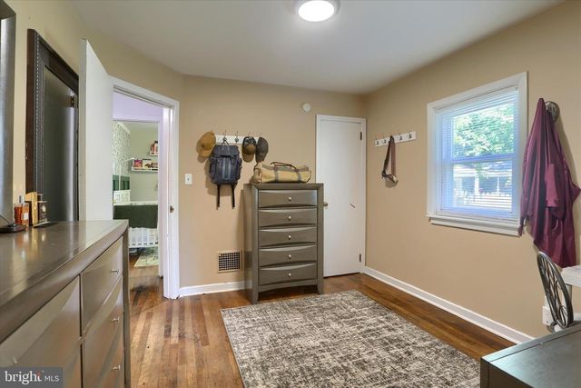 104 CLARKTON CT, Lemoyne, PA 17043
