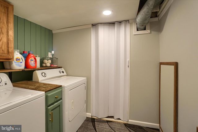 104 CLARKTON CT, Lemoyne, PA 17043