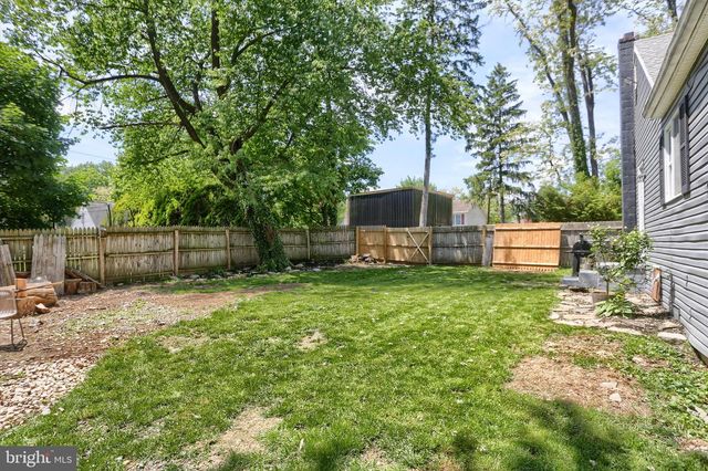 104 CLARKTON CT, Lemoyne, PA 17043