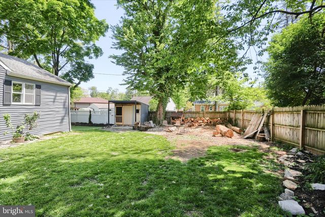 104 CLARKTON CT, Lemoyne, PA 17043