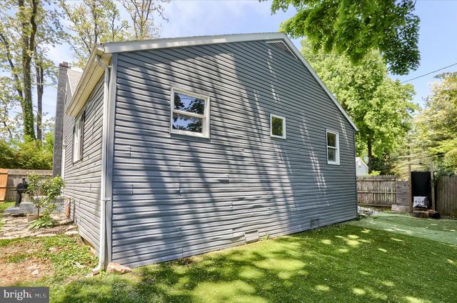 104 CLARKTON CT, Lemoyne, PA 17043