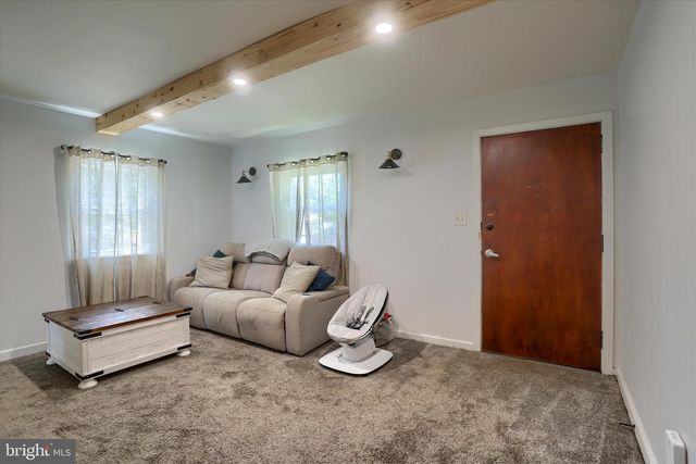104 CLARKTON CT, Lemoyne, PA 17043