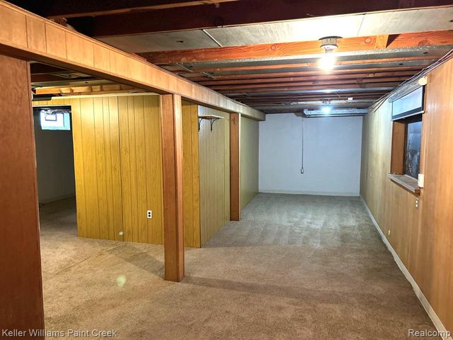 15251 Rosemary Boulevard, Oak Park, MI 48237