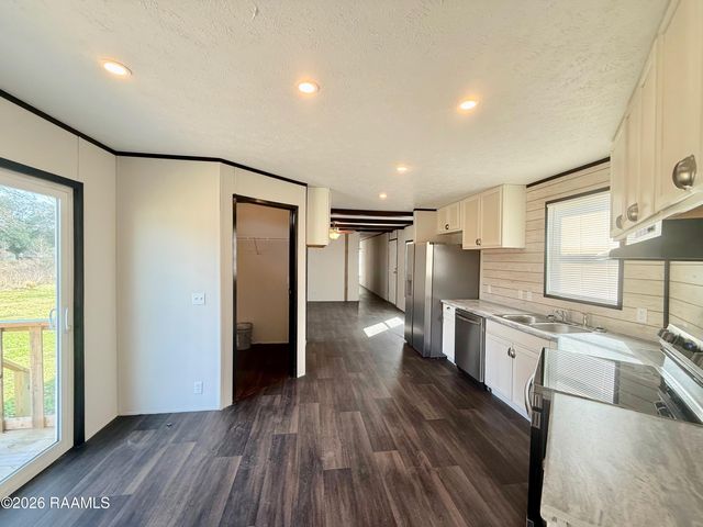 415 Dorsey Road, New Iberia, LA 70563