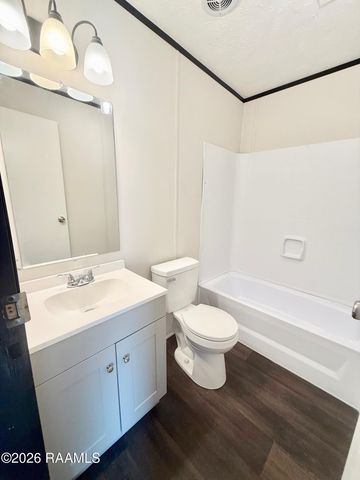 415 Dorsey Road, New Iberia, LA 70563