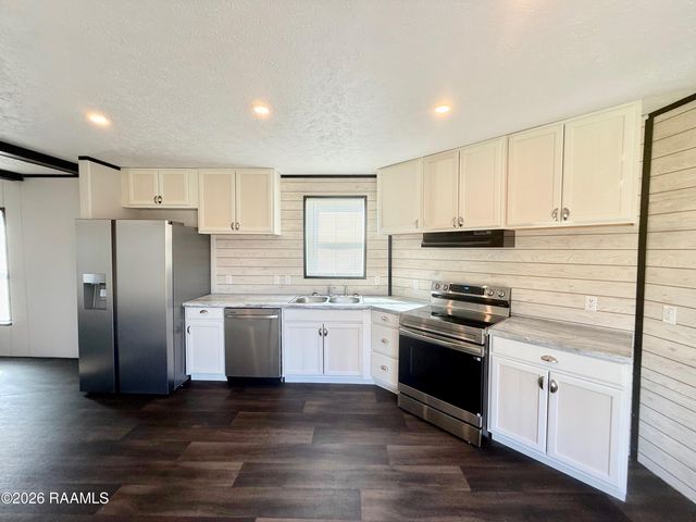 415 Dorsey Road, New Iberia, LA 70563