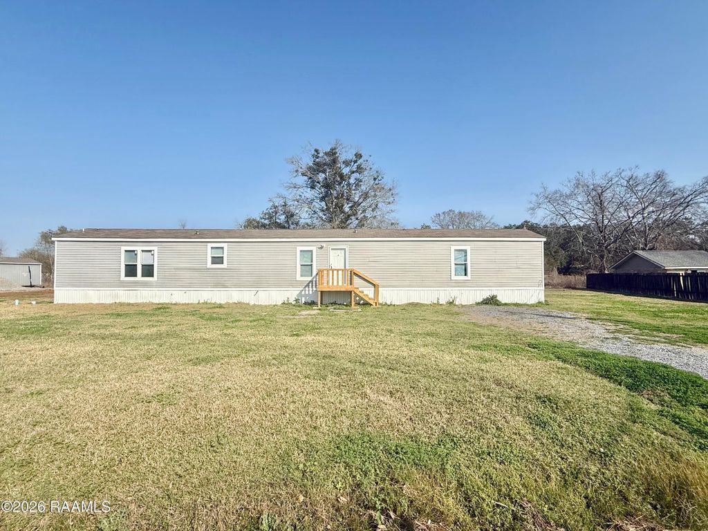 415 Dorsey Road, New Iberia, LA 70563