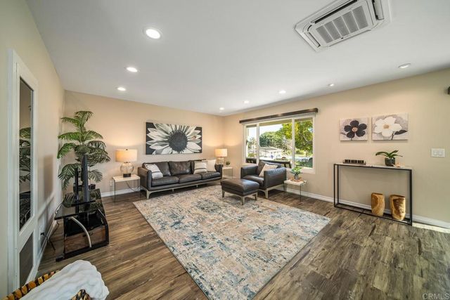 3743 Hickory Way, Oceanside, CA 92057