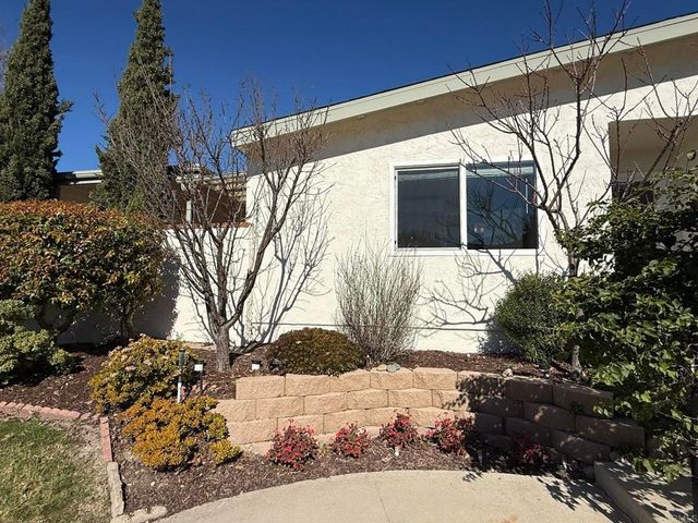 3743 Hickory Way, Oceanside, CA 92057