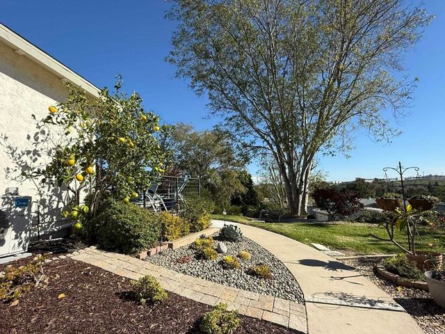 3743 Hickory Way, Oceanside, CA 92057