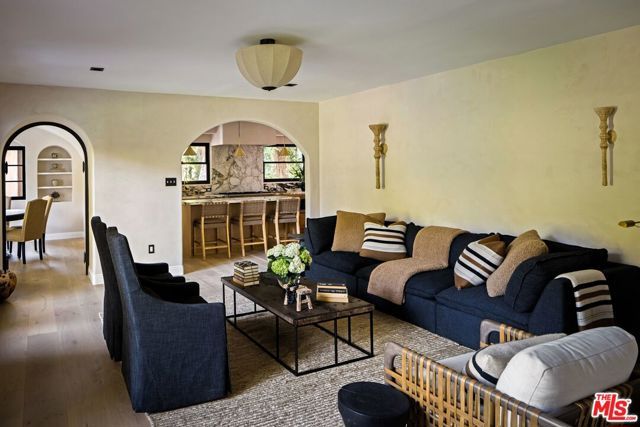 1851 Outpost Drive, Los Angeles, CA 90068