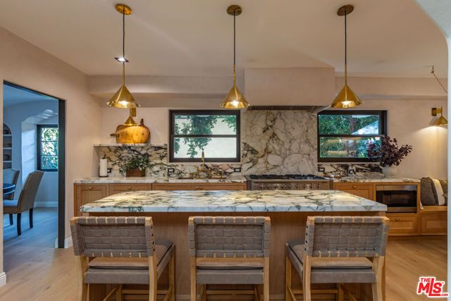 1851 Outpost Drive, Los Angeles, CA 90068