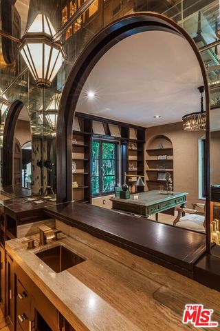 1851 Outpost Drive, Los Angeles, CA 90068