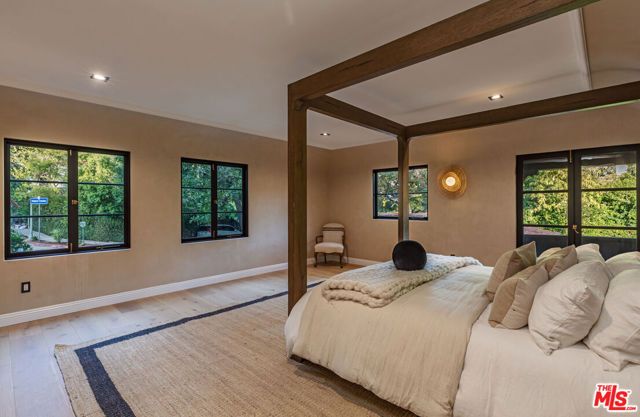 1851 Outpost Drive, Los Angeles, CA 90068