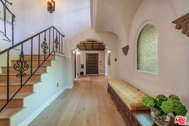 1851 Outpost Drive, Los Angeles, CA 90068