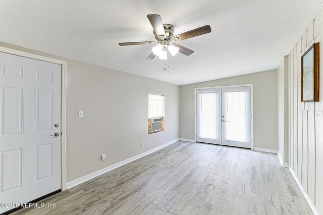 1014 WALNUT Street, Green Cove Springs, FL 32043