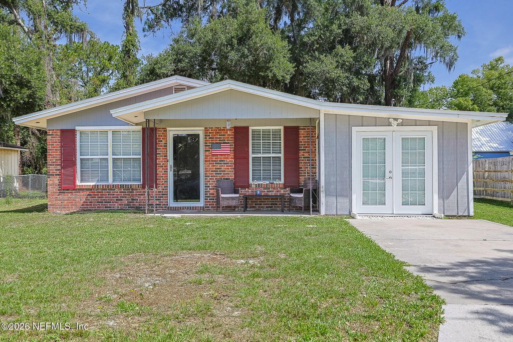 1014 WALNUT Street, Green Cove Springs, FL 32043