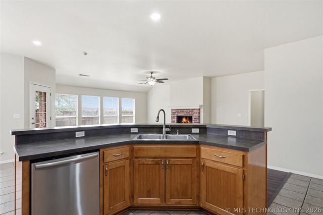 10400 N 114th East Avenue, Owasso, OK 74055