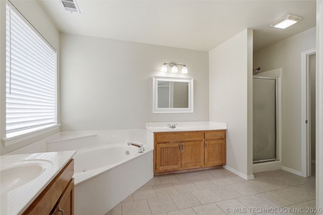 10400 N 114th East Avenue, Owasso, OK 74055
