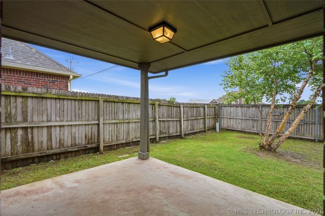 10400 N 114th East Avenue, Owasso, OK 74055