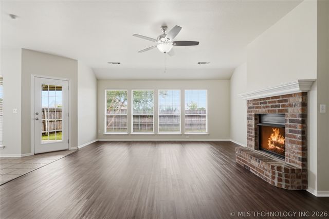 10400 N 114th East Avenue, Owasso, OK 74055