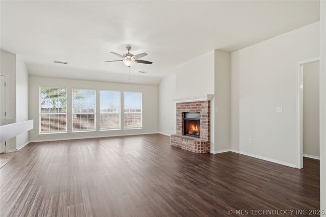 10400 N 114th East Avenue, Owasso, OK 74055