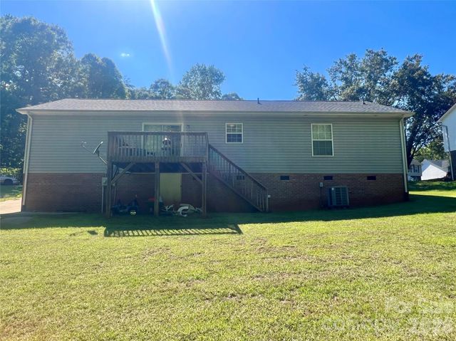 1213 Coventry Place NW, Conover, NC 28613