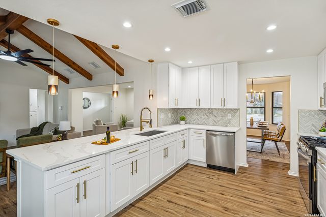 1430 Synandra, San Antonio, TX 78232