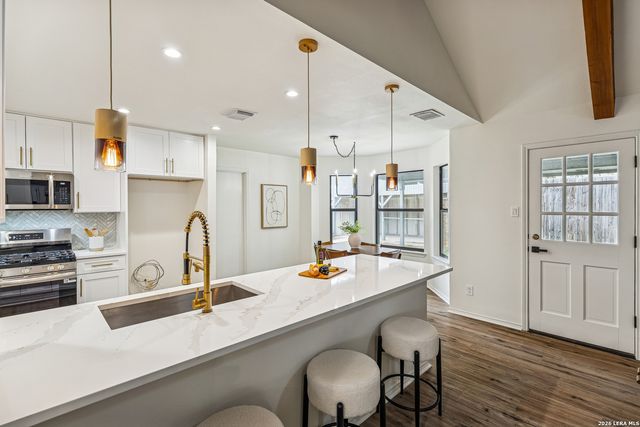 1430 Synandra, San Antonio, TX 78232