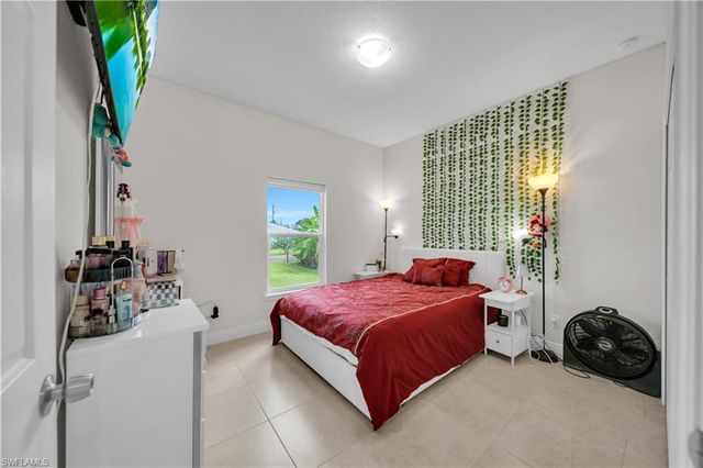 2520 Diplomat PKWY W, Cape Coral, FL 33993