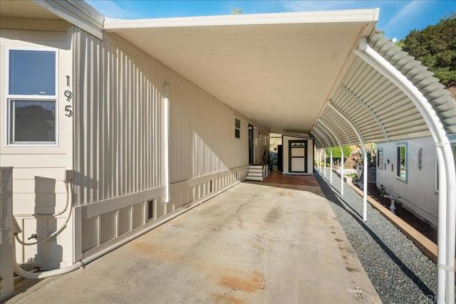 8975 Lawrence Welk Drive SPC 195, Escondido, CA 92026