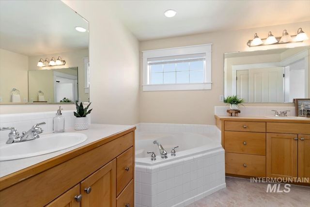 7058 E Obelisks St, Boise, ID 83716