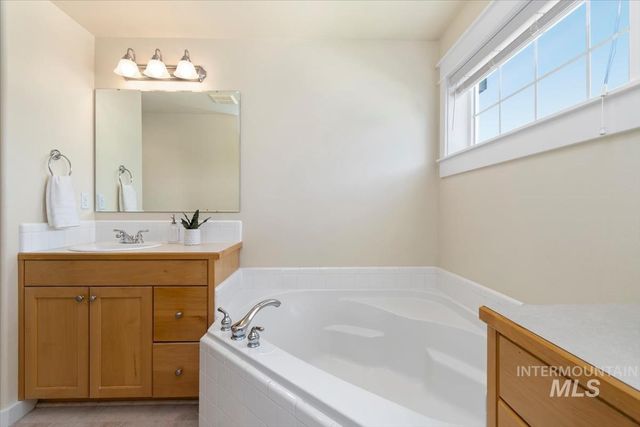 7058 E Obelisks St, Boise, ID 83716