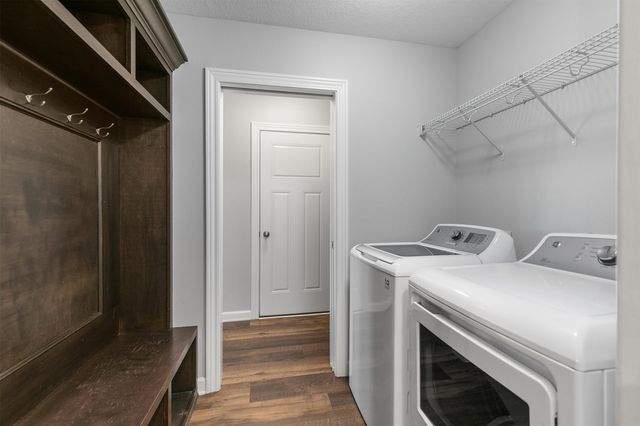 2320 SE Maxwell Drive, Waukee, IA 50263