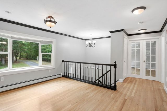 15 N Precinct St, Lakeville, MA 02347