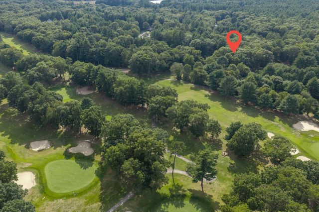 15 N Precinct St, Lakeville, MA 02347