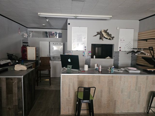 820 North Main Street, Fall River, MA 02720