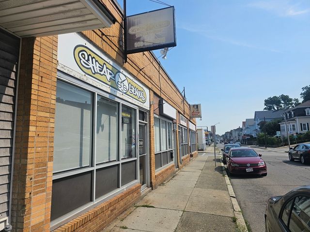 820 North Main Street, Fall River, MA 02720