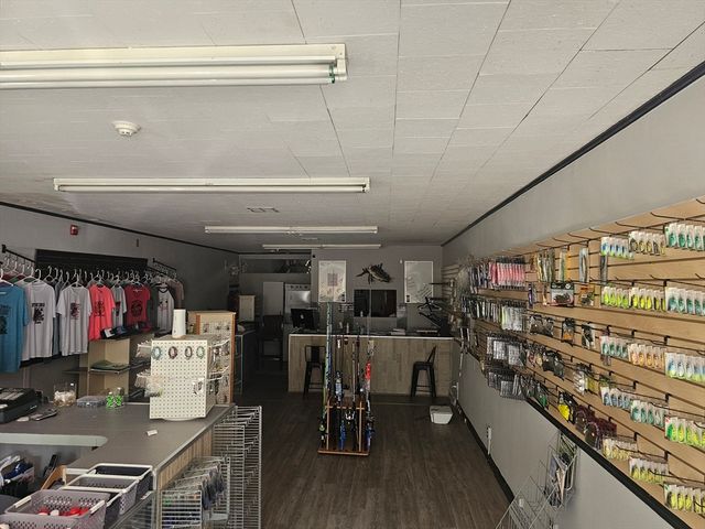 820 North Main Street, Fall River, MA 02720