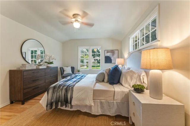 2429 Ganesha Avenue, Altadena, CA 91001