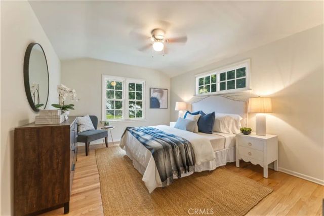 2429 Ganesha Avenue, Altadena, CA 91001