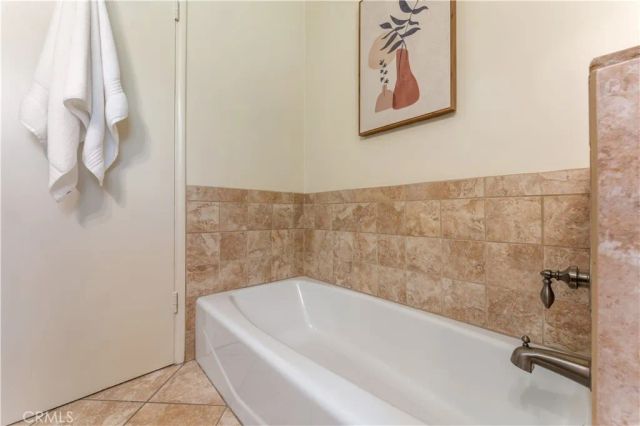 2429 Ganesha Avenue, Altadena, CA 91001