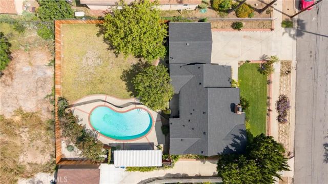 2429 Ganesha Avenue, Altadena, CA 91001