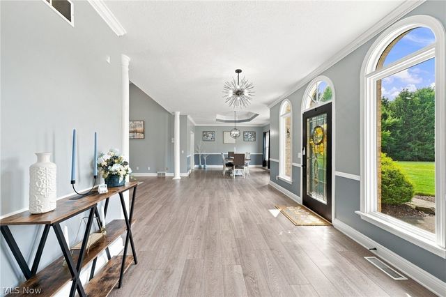 812 S Prospect Avenue, Hartville, OH 44632