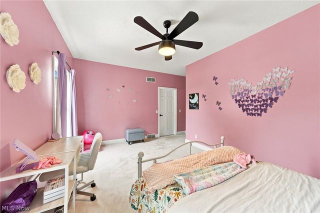 812 S Prospect Avenue, Hartville, OH 44632